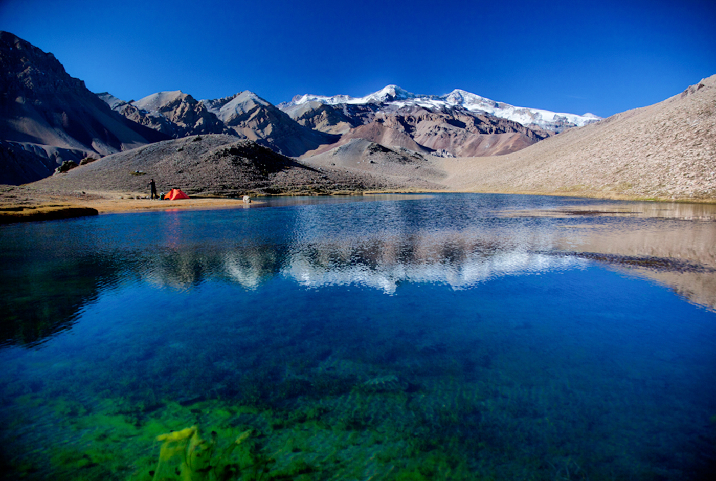 Agua estatal o privada: Ideología, mito y realidad
