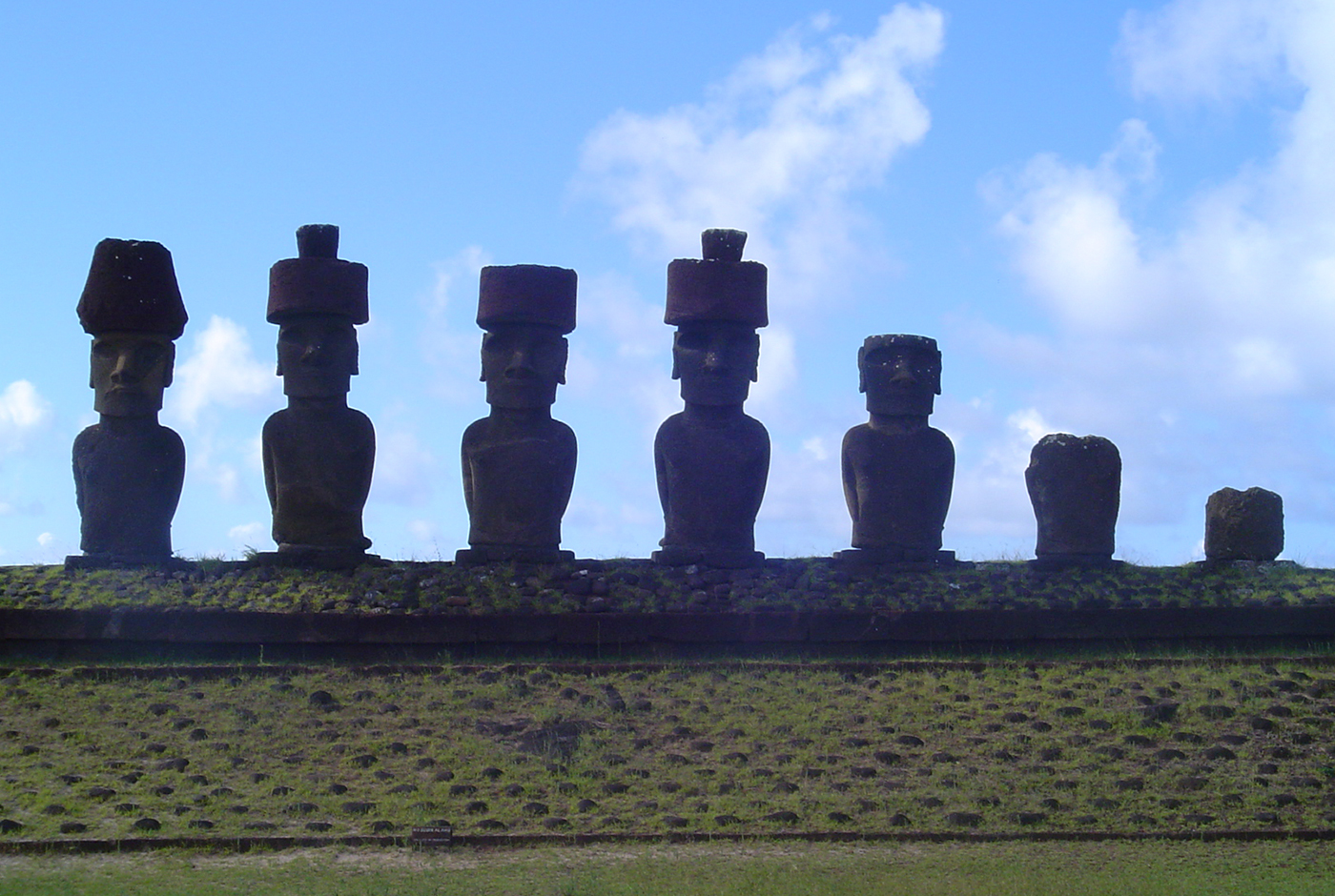 Rapa Nui: mito, realidad y desarrollo turístico sustentable